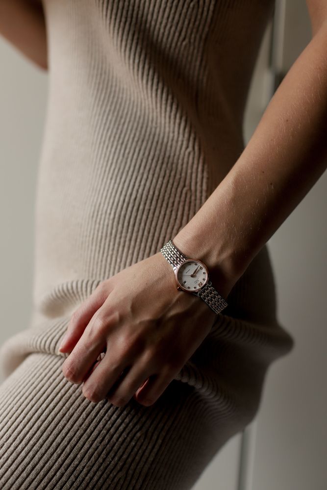 Náramkové hodinky JVD JG1015.4