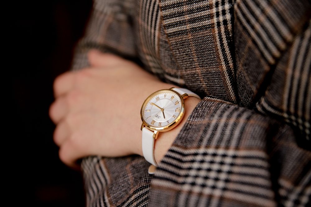 Náramkové hodinky JVD JZ203.1