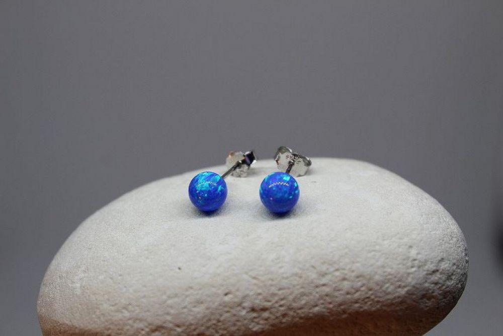 Stříbrné náušnice kulička - opál modrý 6mm na puzetu