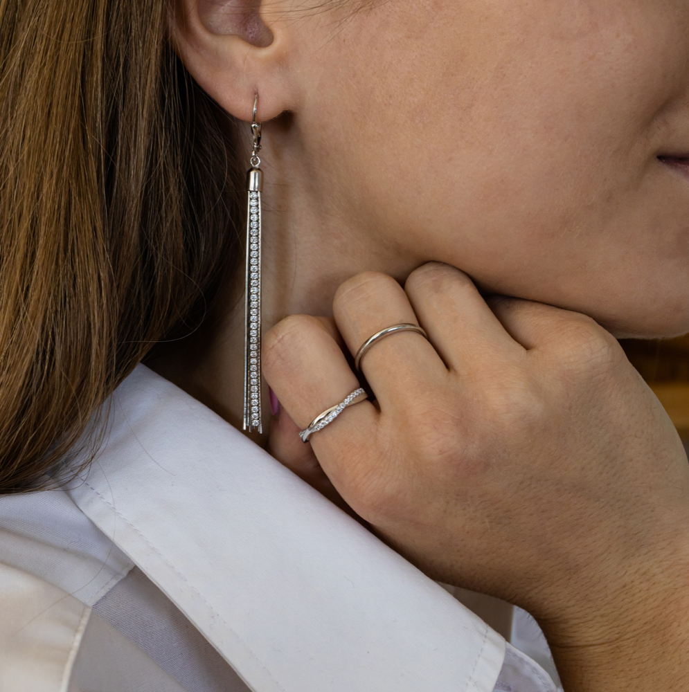 Stříbrný zapletený prsten MINET s bílými zirkony vel. 56