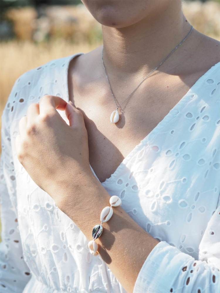 Náhrdelník Shell Collection 24S20B