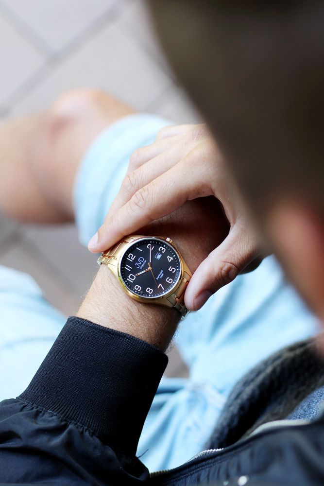 Náramkové hodinky JVD JE2002.4