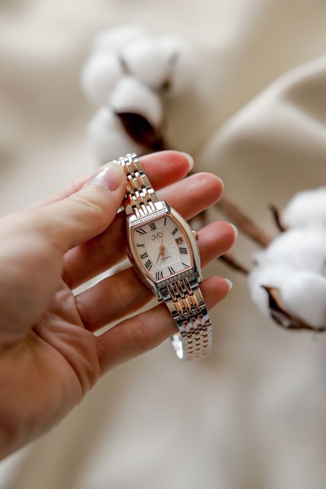 Náramkové hodinky JVD JG1027.2