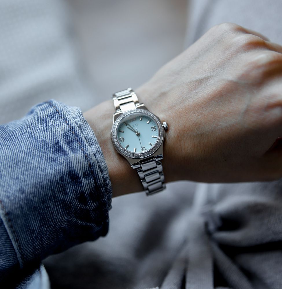 Náramkové hodinky JVD JZ212.1