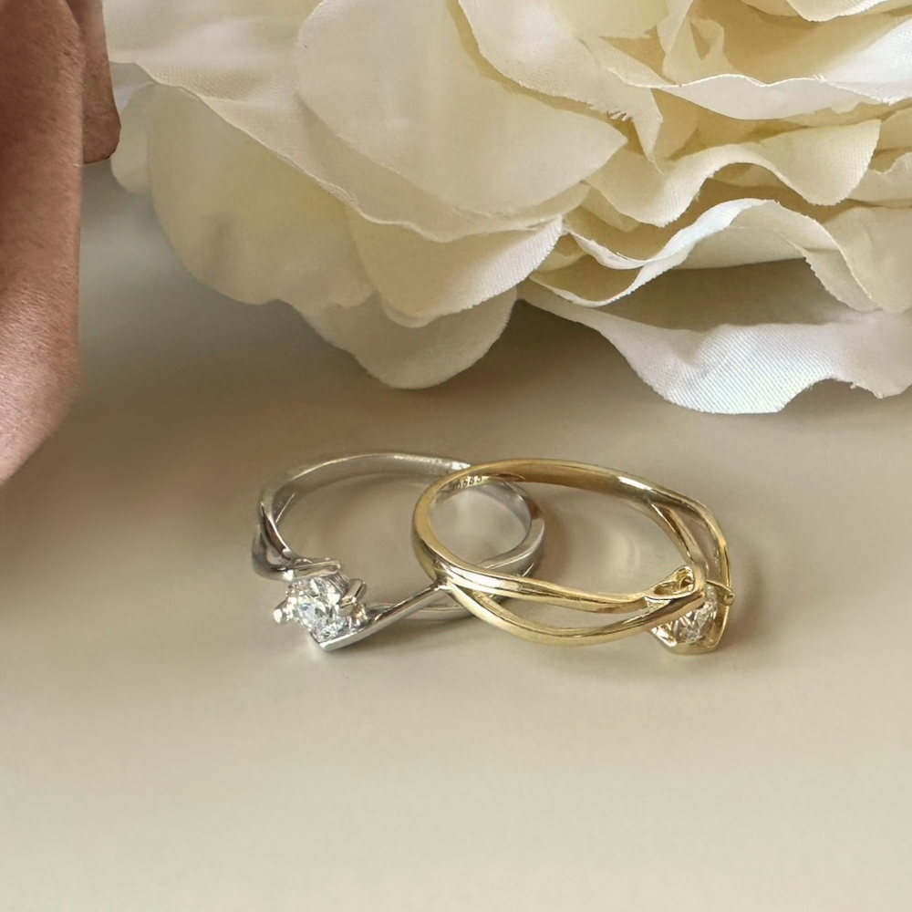 MINET Zlatý zásnubní prsten s bílým zirkonem Au 585/1000 vel. 50 - 1,70g