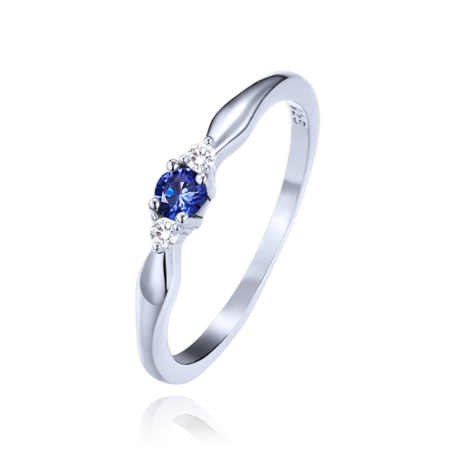 MINET Stříbrný prsten s levandulově modrým zirkonem a bílými zirkony vel. 50 